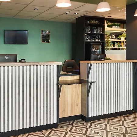 B&B Hotel Massy Gare Tgv Bagian luar foto