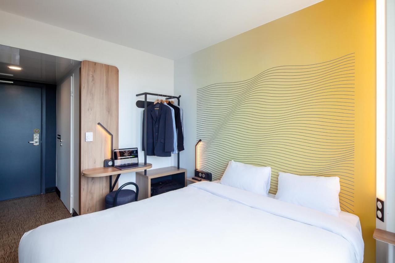 B&B Hotel Massy Gare Tgv Bagian luar foto
