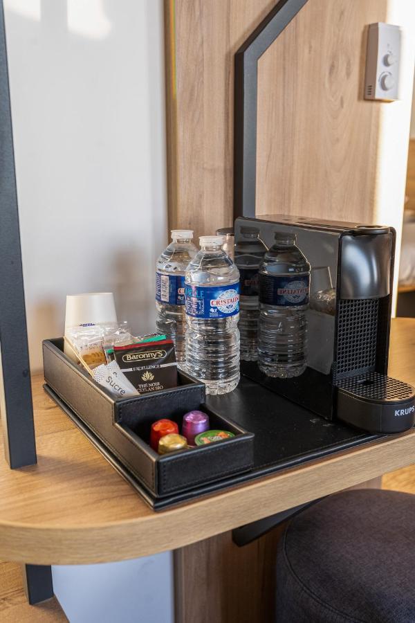 B&B Hotel Massy Gare Tgv Bagian luar foto