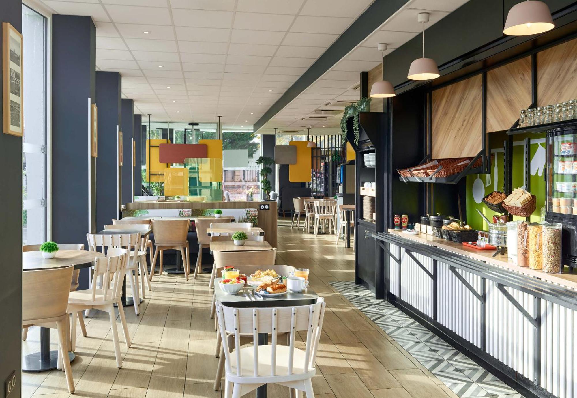 B&B Hotel Massy Gare Tgv Bagian luar foto